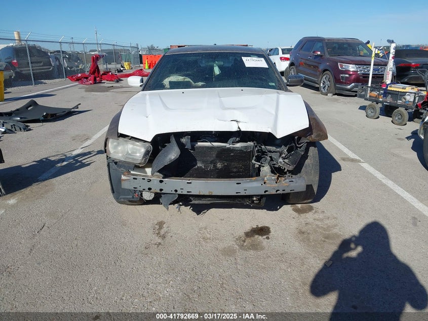 2012 Dodge Charger VIN: 2C3CDXAT8 Lot: 41792669
