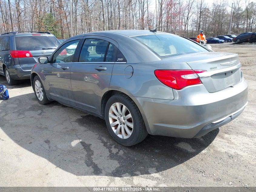 2012 CHRYSLER 200 VIN: 1C3CCBBB4CN106493