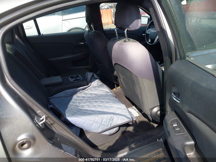 2012 CHRYSLER 200 VIN: 1C3CCBBB4CN106493