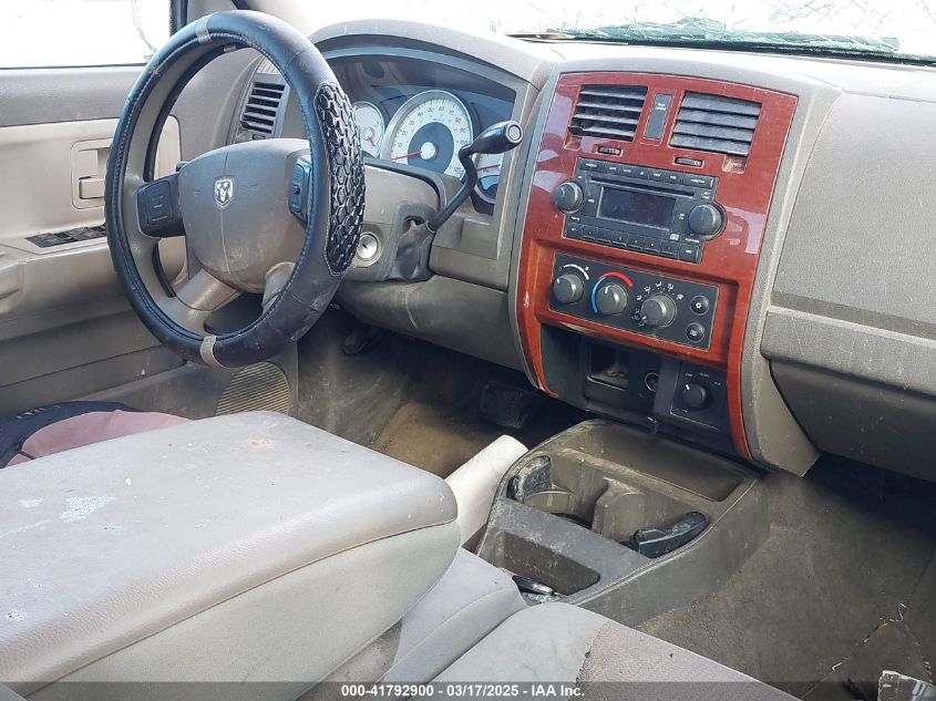 2005 Dodge Dakota Slt VIN: 1D7HW48N45S19337 Lot: 41792900