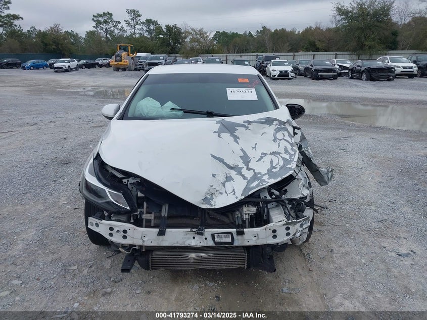 2017 CHEVROLET CRUZE VIN: 1G1BE5SM1H7209427