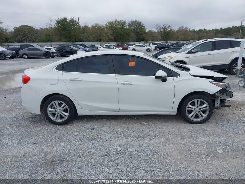 2017 CHEVROLET CRUZE VIN: 1G1BE5SM1H7209427