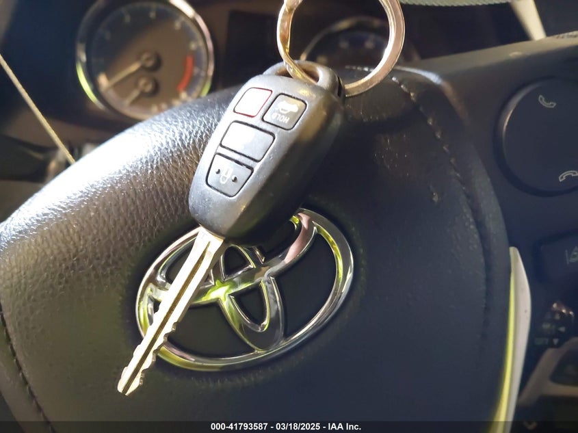 2017 TOYOTA COROLLA LE - 2T1BURHE9HC961473