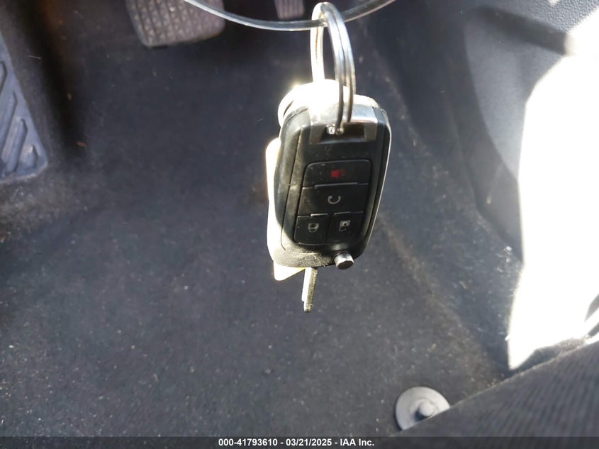 2017 CHEVROLET TRAX LT - 3GNCJPSB2HL187166