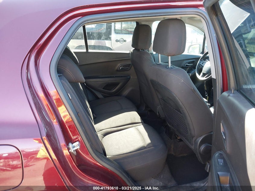2017 CHEVROLET TRAX LT - 3GNCJPSB2HL187166