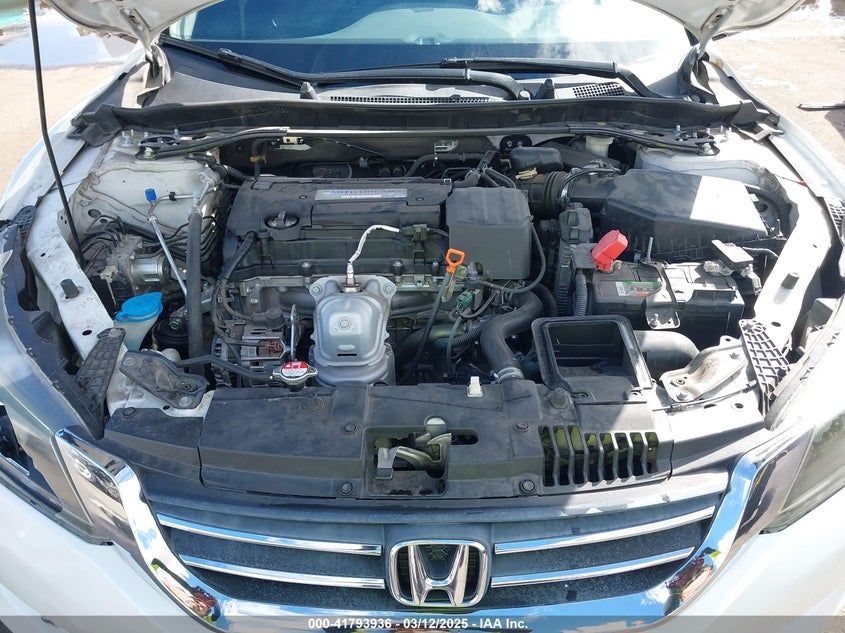 2015 HONDA ACCORD VIN: 1HGCR2F58FA130808