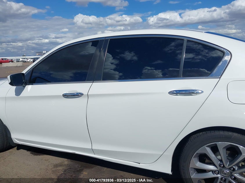 2015 HONDA ACCORD VIN: 1HGCR2F58FA130808