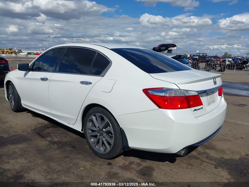 2015 HONDA ACCORD VIN: 1HGCR2F58FA130808