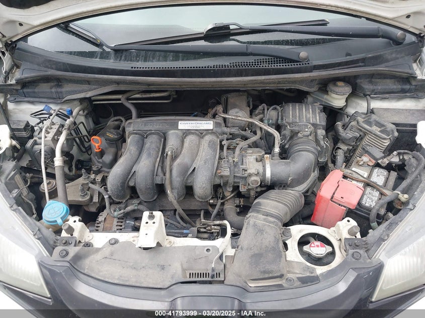 2015 HONDA FIT VIN: 3HGGK5H54FM753706