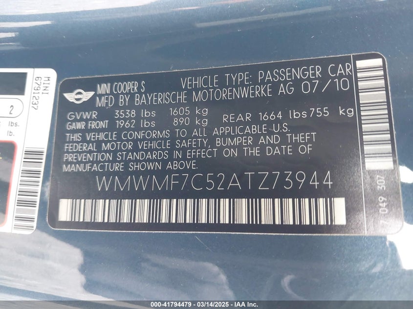 2010 MINI COOPER S VIN: WMWMF7C52ATZ73944
