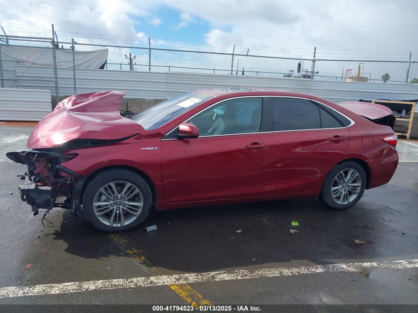 2015 TOYOTA CAMRY HYBRID SE - 4T1BD1FK7FU155931
