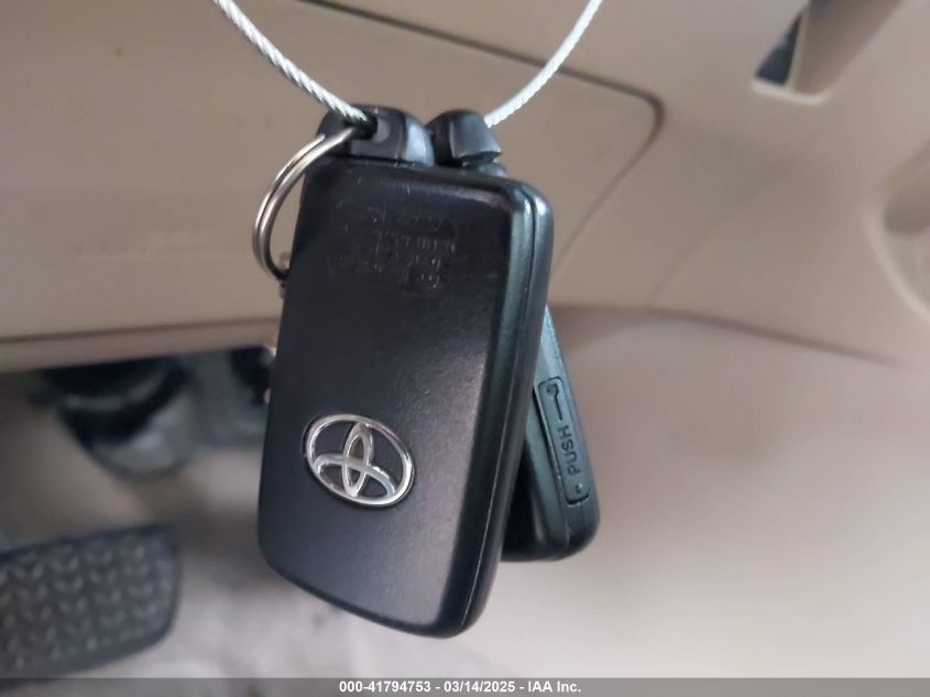 2008 Toyota Highlander Limited VIN: JTEDS42A082027039 Lot: 41794753