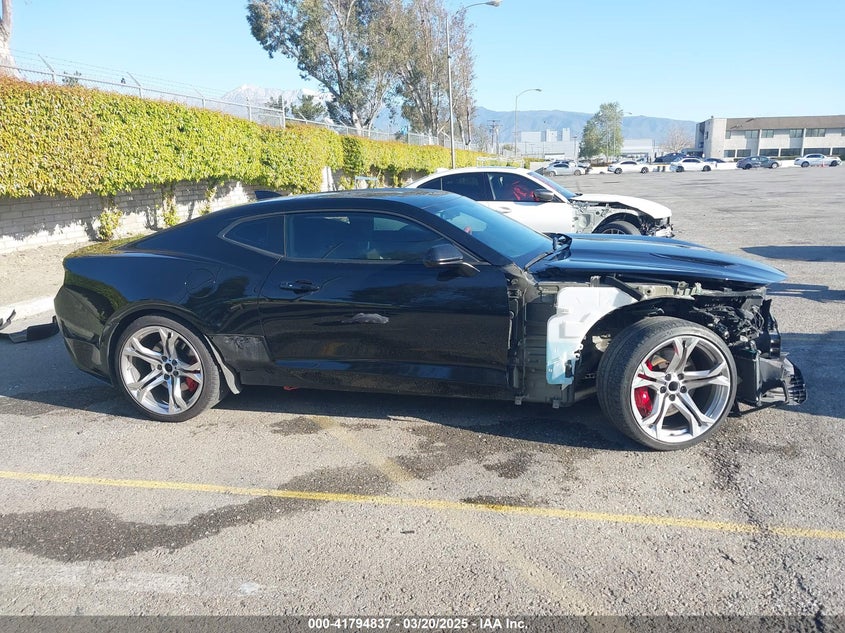 2017 CHEVROLET CAMARO VIN: 1G1FE1R78H0176719