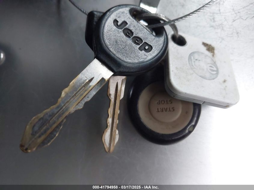 2005 Jeep Wrangler Sport VIN: 1J4FA49S25P352170 Lot: 41794958