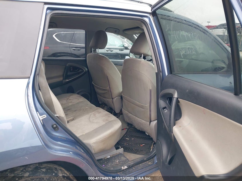 2011 TOYOTA RAV4 VIN: 2T3JF4DVXBW135856