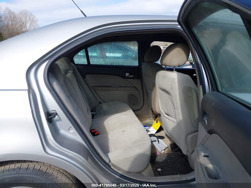 2007 FORD FUSION VIN: 3FAHP07Z17R280739