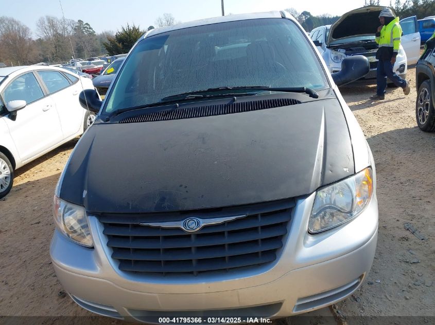 2005 Chrysler Town & Country VIN: 1C4GP45R35B227607 Lot: 41795366