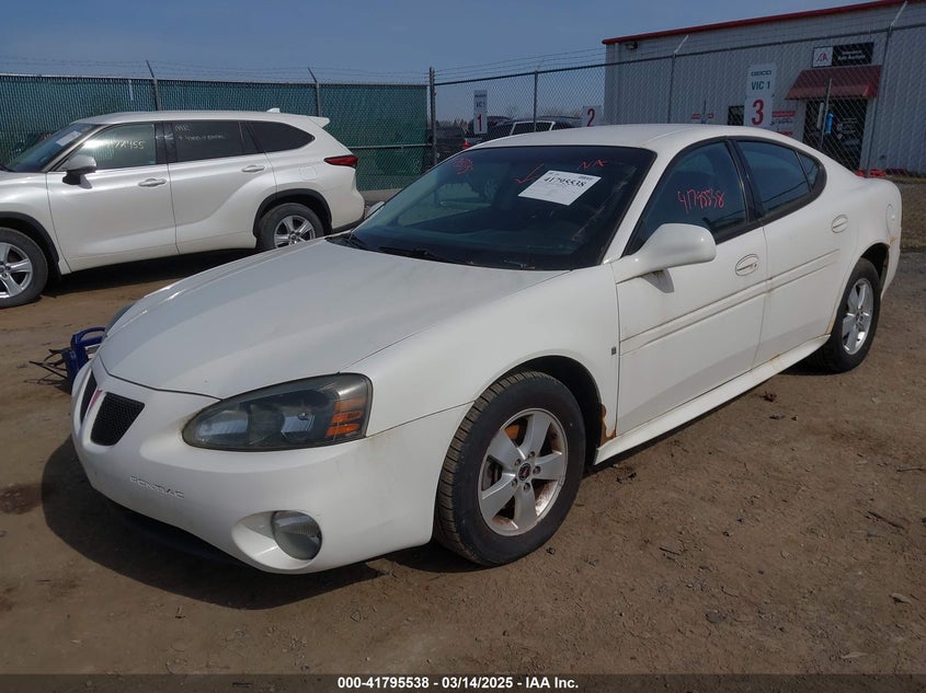 2006 PONTIAC GRAND PRIX VIN: 2G2WP552861105576