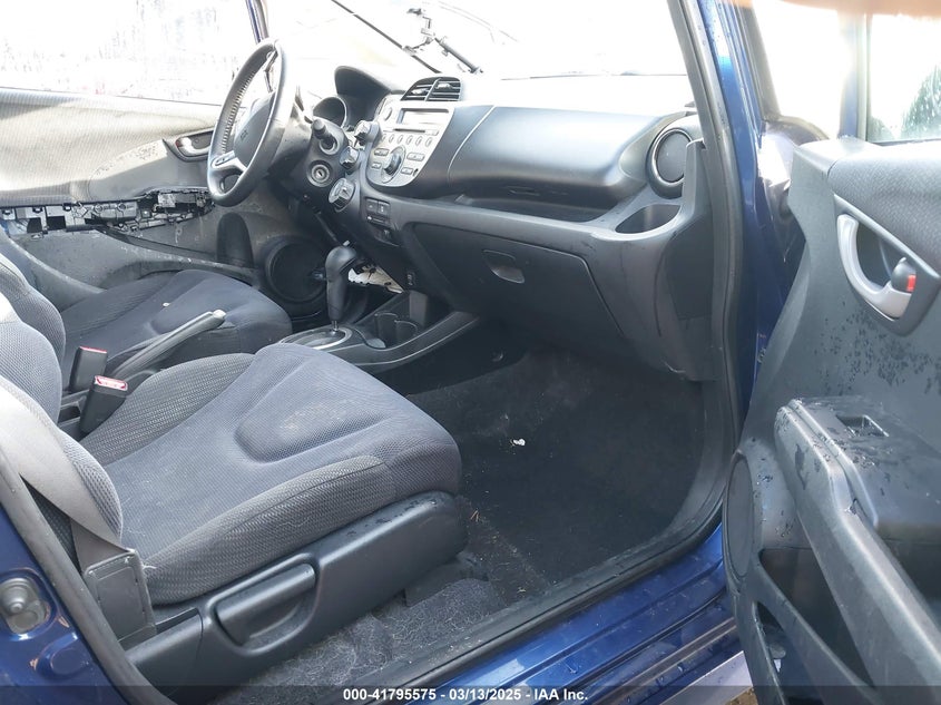 2013 HONDA FIT SPORT - JHMGE8H55DC033478