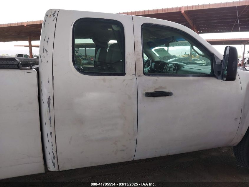 2009 Chevrolet Silverado 1500 Work Truck VIN: 1GCEC19J79E113555 Lot: 41795594