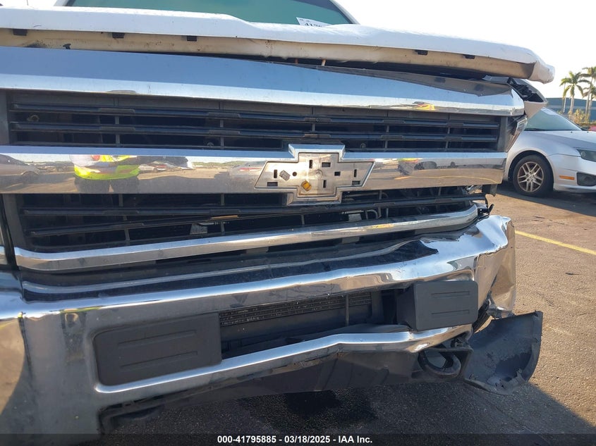 2017 CHEVROLET SILVERADO 2500HD VIN: 1GC1KVEG8HF128707