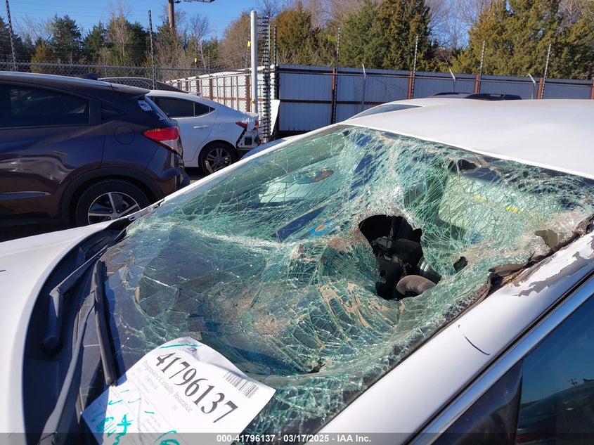 2015 CHRYSLER 200 C - 1C3CCCCB9FN564247