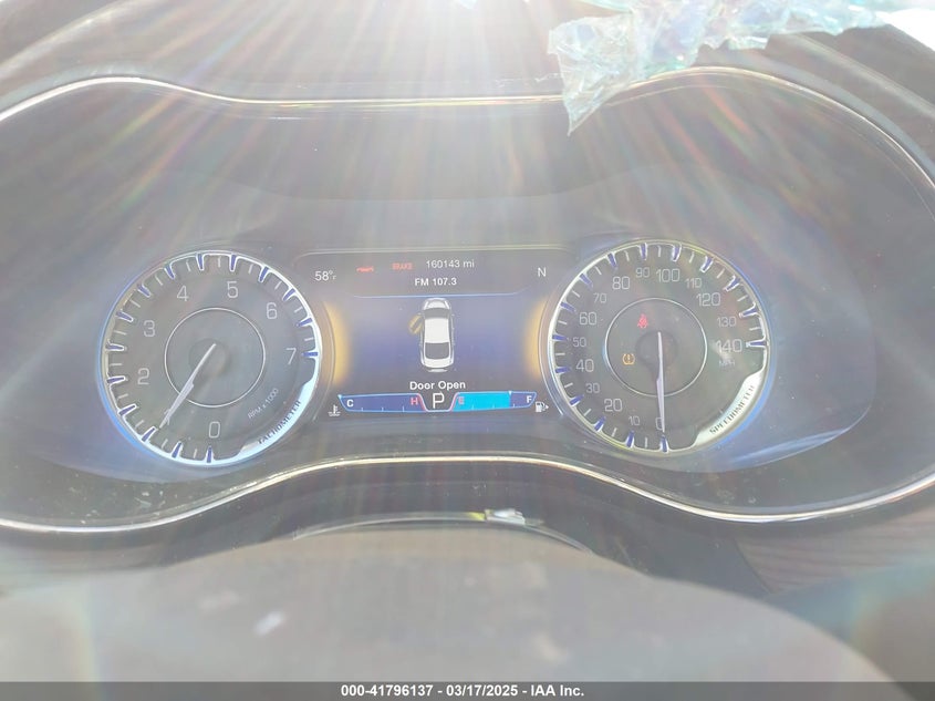 2015 CHRYSLER 200 C - 1C3CCCCB9FN564247