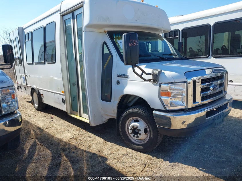 2019 FORD E-450 CUTAWAY