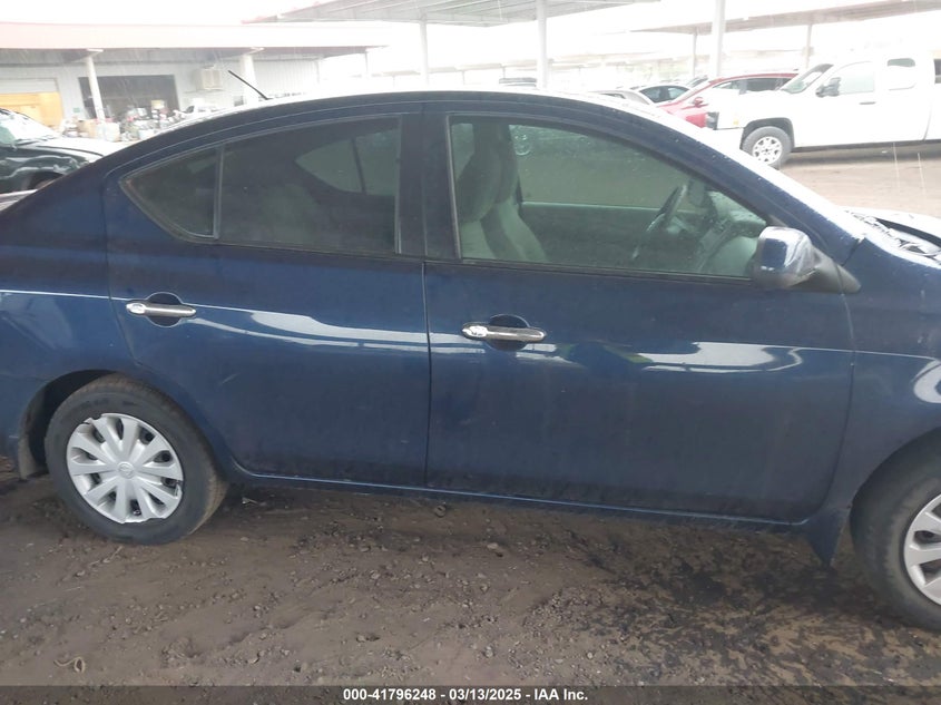 2014 NISSAN VERSA 1.6 SV - 3N1CN7AP6EL843863