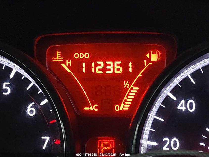 2014 NISSAN VERSA 1.6 SV - 3N1CN7AP6EL843863