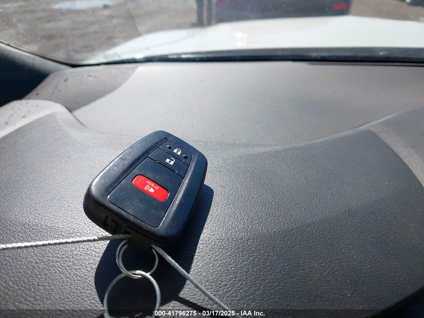 2019 TOYOTA COROLLA VIN: JTNK4RBE1K3030695