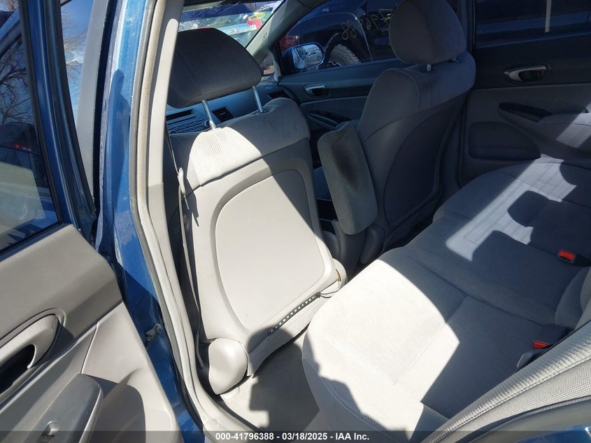 2011 HONDA CIVIC VIN: 19XFA1F53BE045511