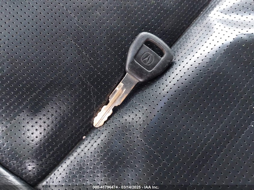2006 ACURA MDX VIN: 2HNYD18836H517136