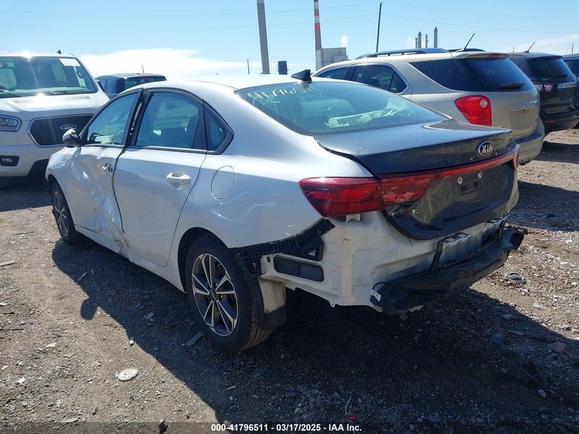 2024 KIA FORTE VIN: 3KPF24AD1RE757040