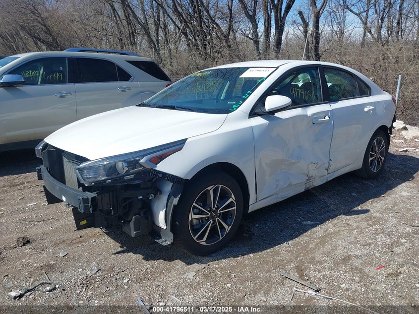 2024 KIA FORTE VIN: 3KPF24AD1RE757040