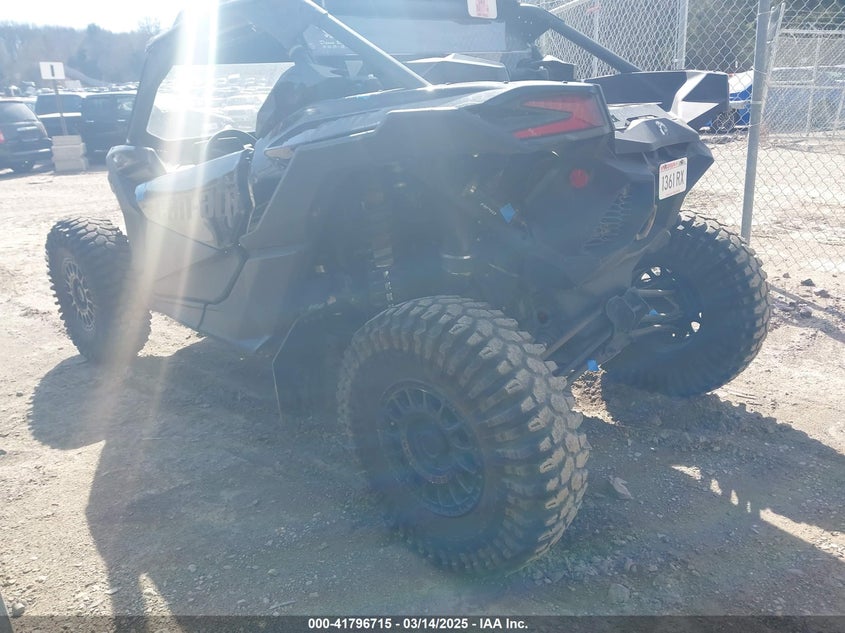 2021 CAN-AM MAVERICK X3 X DS TURBO RR - 3JBVDAV42MK001518