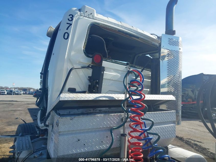 2009 International Prostar Premium VIN: 2HSDCAHR89C132230 Lot: 41796878