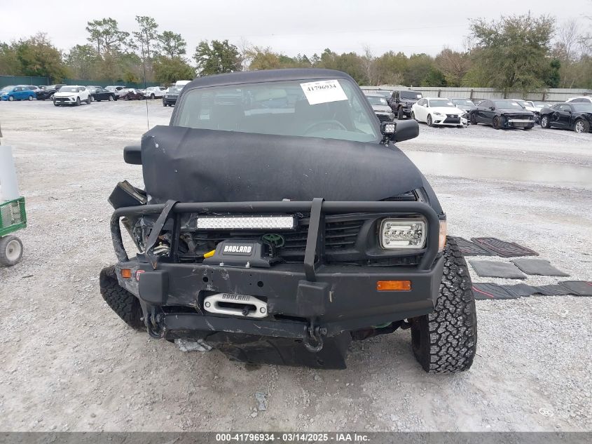 1995 Toyota Tacoma Xtracab VIN: 4TAVN73F0SZ004026 Lot: 41796934
