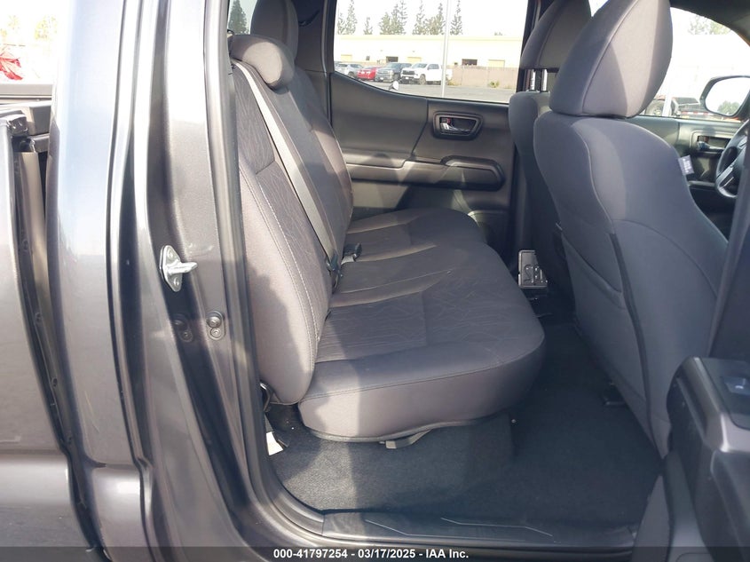 2017 TOYOTA TACOMA VIN: 3TMBZ5DN0HM010859