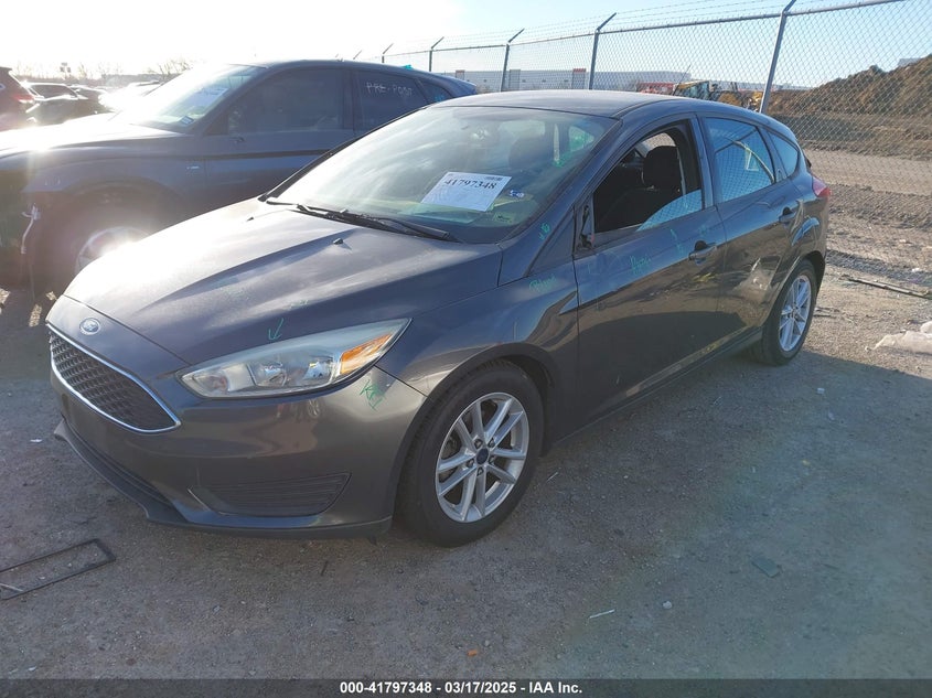 2015 FORD FOCUS SE - 1FADP3K26FL281960