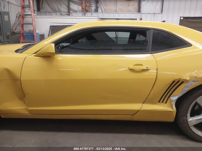 2011 CHEVROLET CAMARO VIN: 2G1FB1ED8B9114223