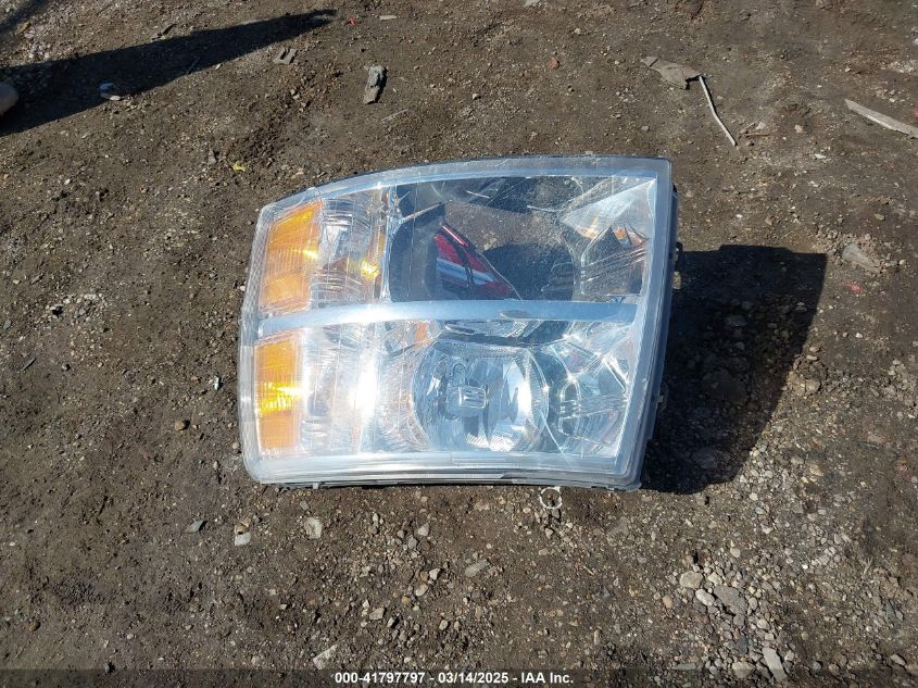 2011 Chevrolet Silverado 1500 Lt VIN: 1GCRKSE39BZ460403 Lot: 41797797