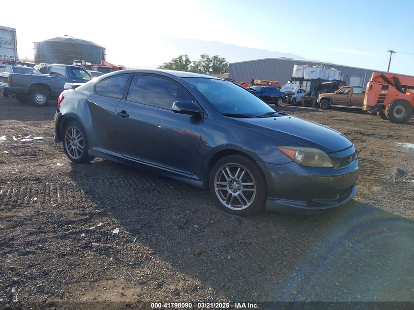 2007 Scion Tc grey coupe gasoline JTKDE177170171533 photo #1