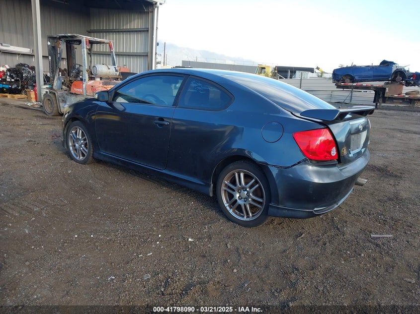 2007 Scion Tc grey coupe gasoline JTKDE177170171533 photo #4