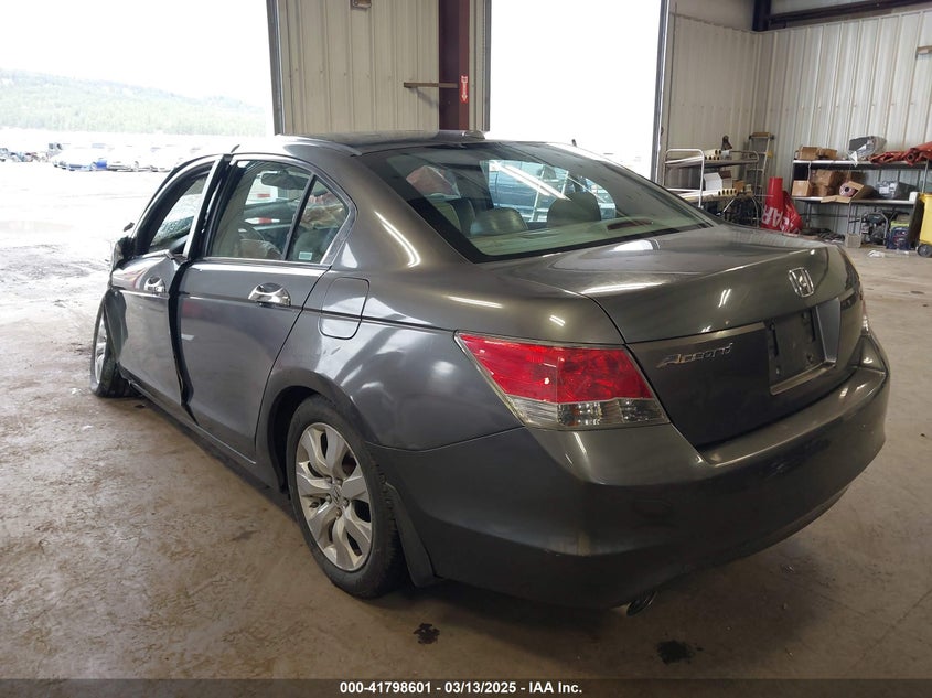2008 HONDA ACCORD VIN: 1HGCP36828A022368
