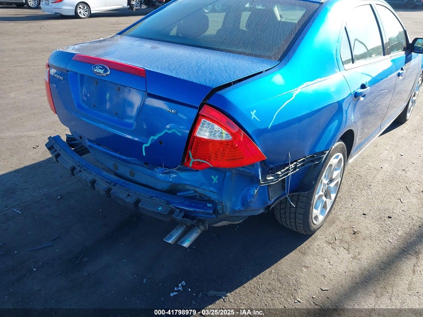 2011 FORD FUSION VIN: 3FAHP0HA8BR239087