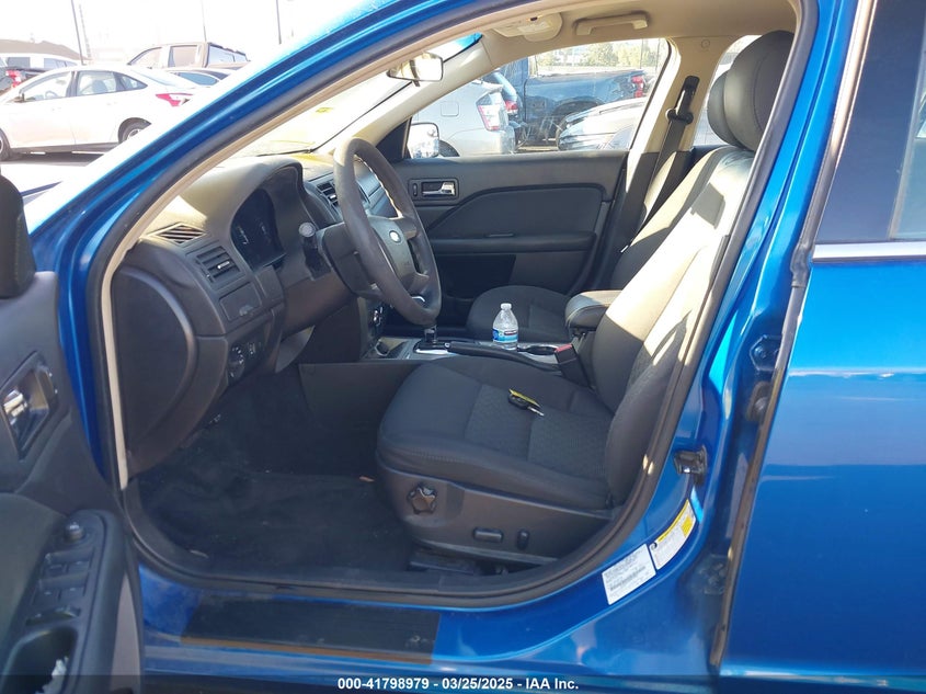 2011 FORD FUSION VIN: 3FAHP0HA8BR239087