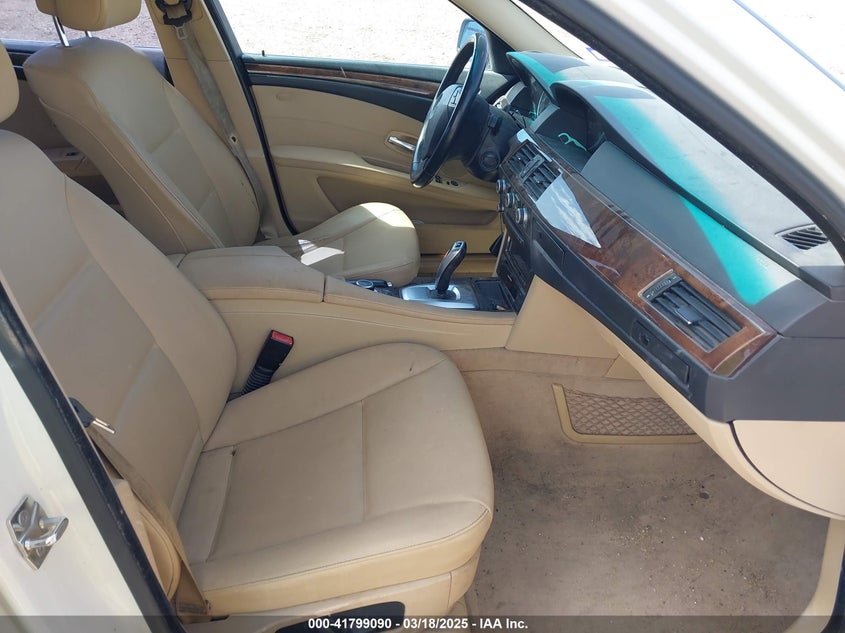 2009 BMW 528I VIN: WBANU53549C117877