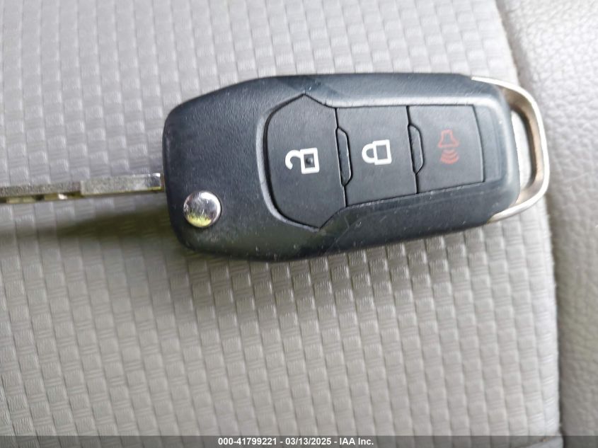 2016 Ford F-150 Xl VIN: 1FTMF1C83GKE21586 Lot: 41799221