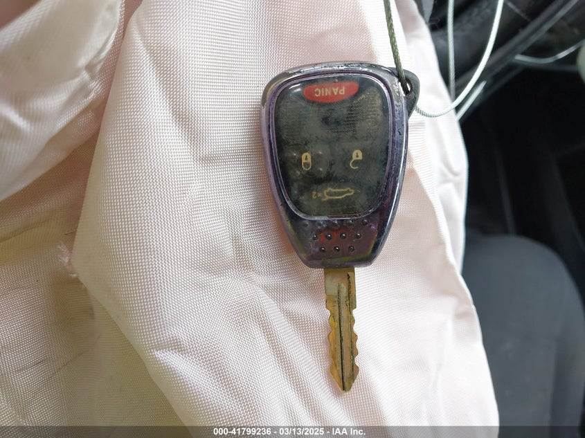 2013 Chrysler 200 Touring VIN: 1C3CCBBB3DN589797 Lot: 41799236